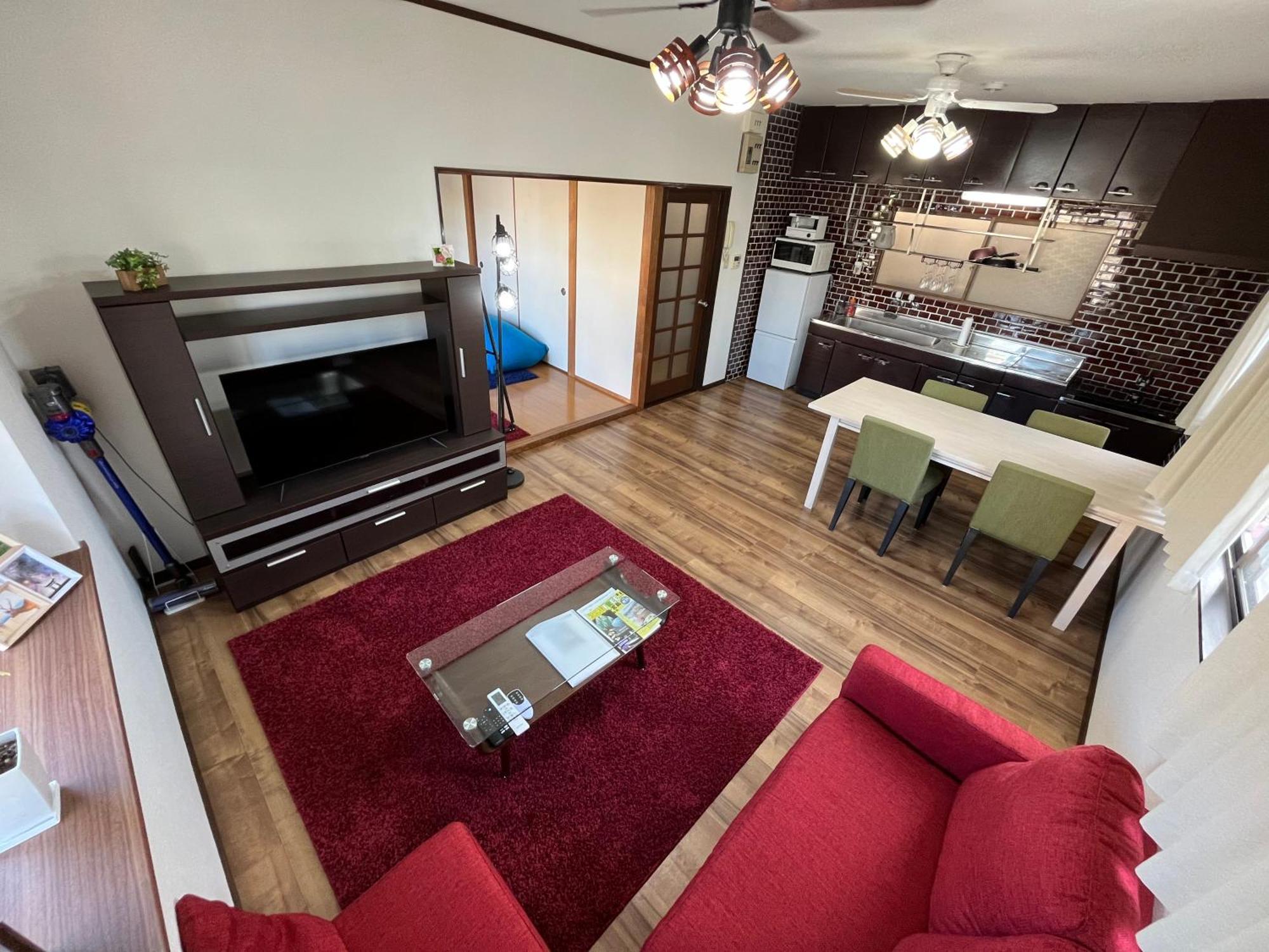 広島riverside House 無料駐車場付き 原爆ドームまで15分圏内 1棟貸切 100m2以上 大人数ok Apartment *