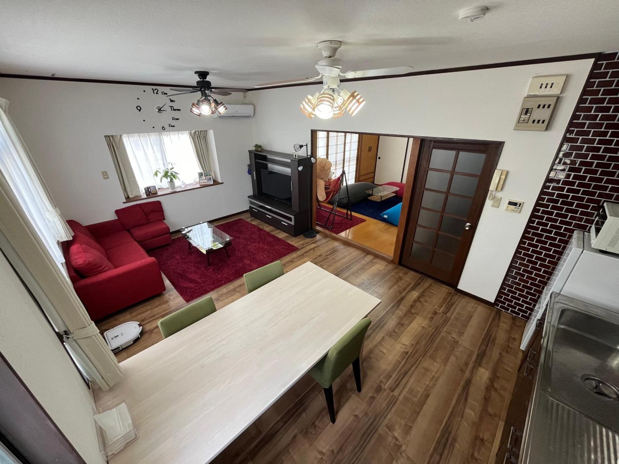 広島riverside House 無料駐車場付き 原爆ドームまで15分圏内 1棟貸切 100m2以上 大人数ok 公寓 *